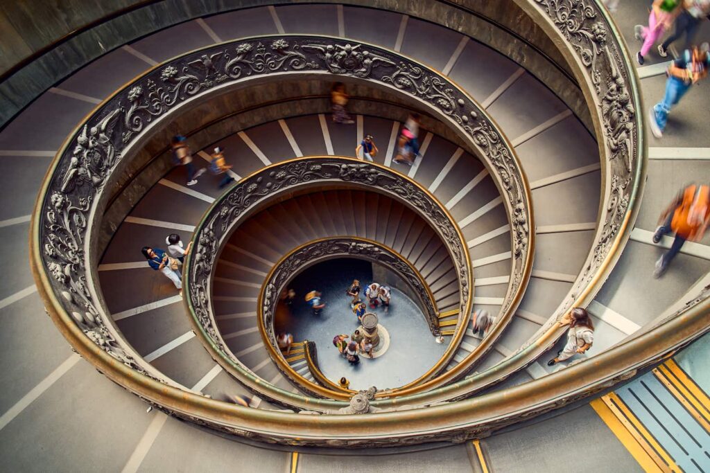 scala del bramante ai musei vaticani